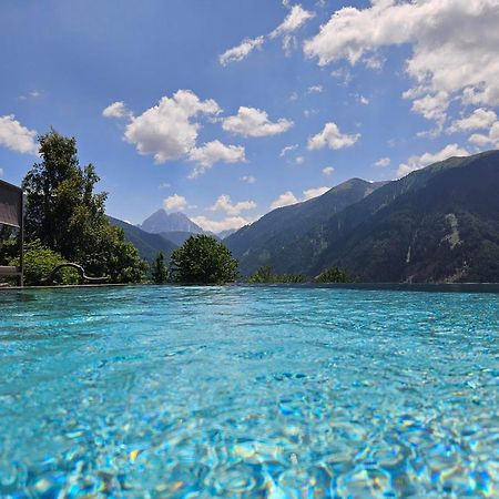 Hotel Kompatscherhof Luson Exteriör bild