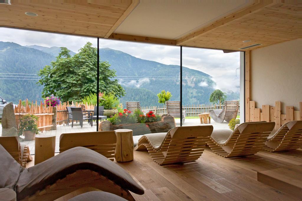 Hotel Kompatscherhof Luson Exteriör bild