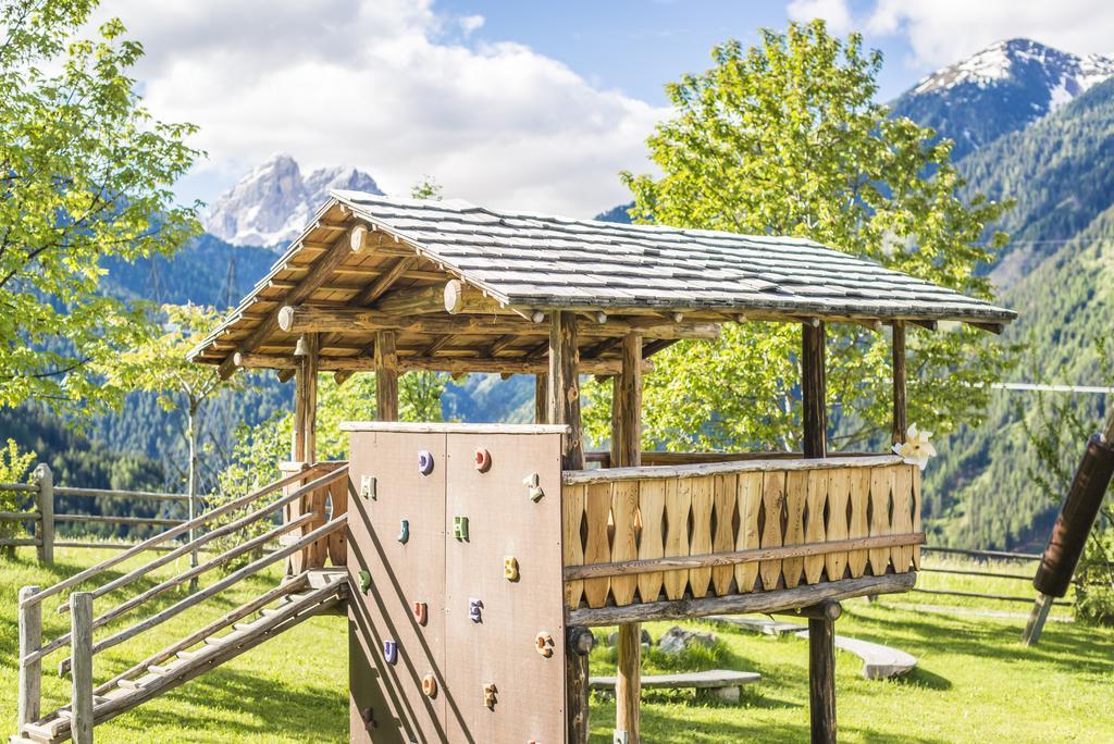 Hotel Kompatscherhof Luson Exteriör bild